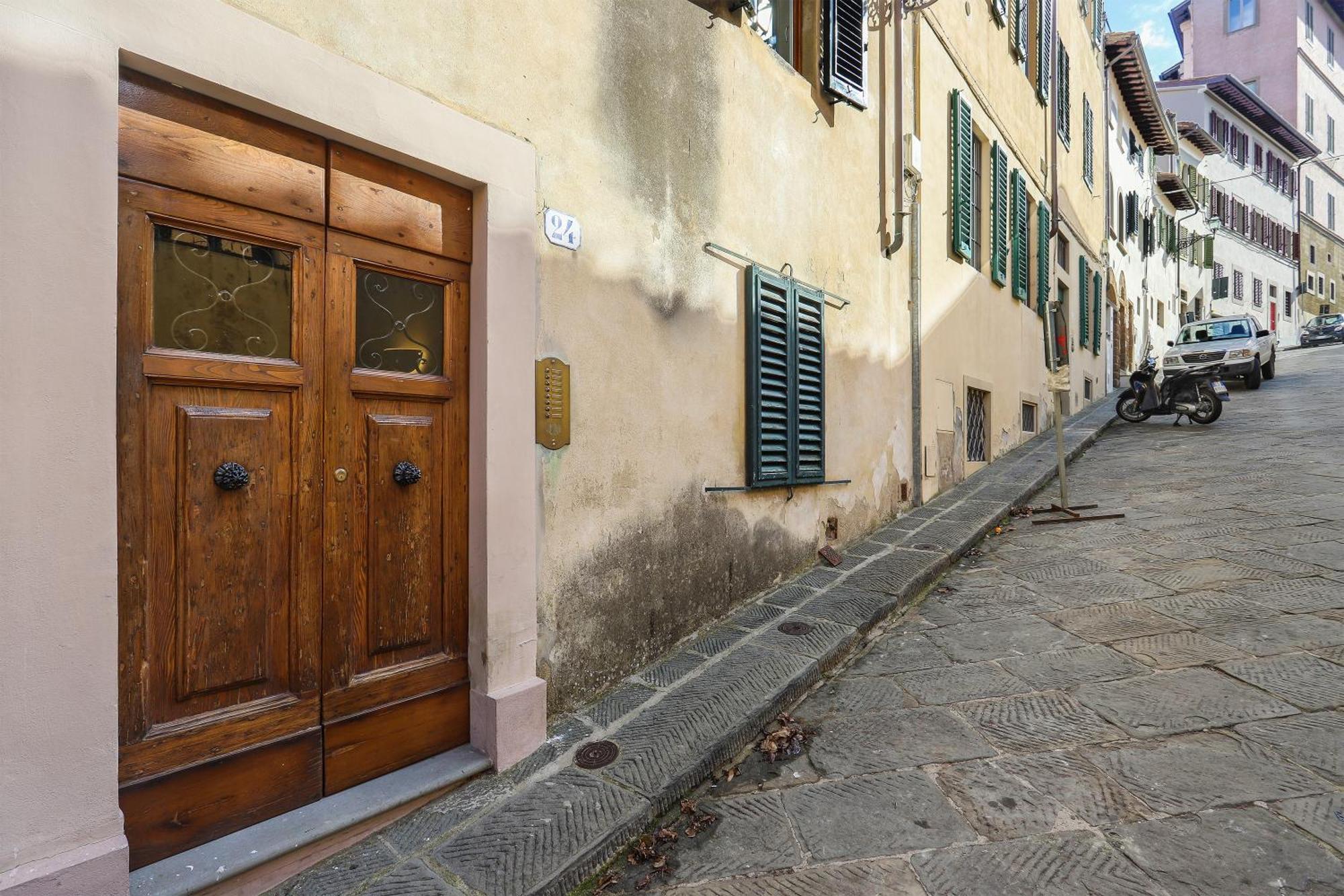 Florence In The Window- Unique View ภายนอก รูปภาพ